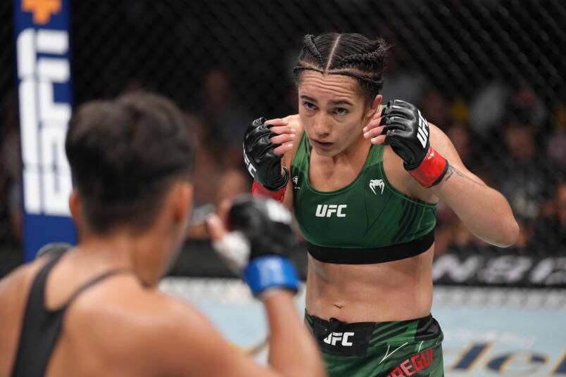 Enorme triunfo en la presentación de Yazmin Jauregui en la UFC