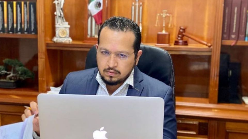 [VIDEO] Secuestran a magistrado presidente electoral de Quintana Roo