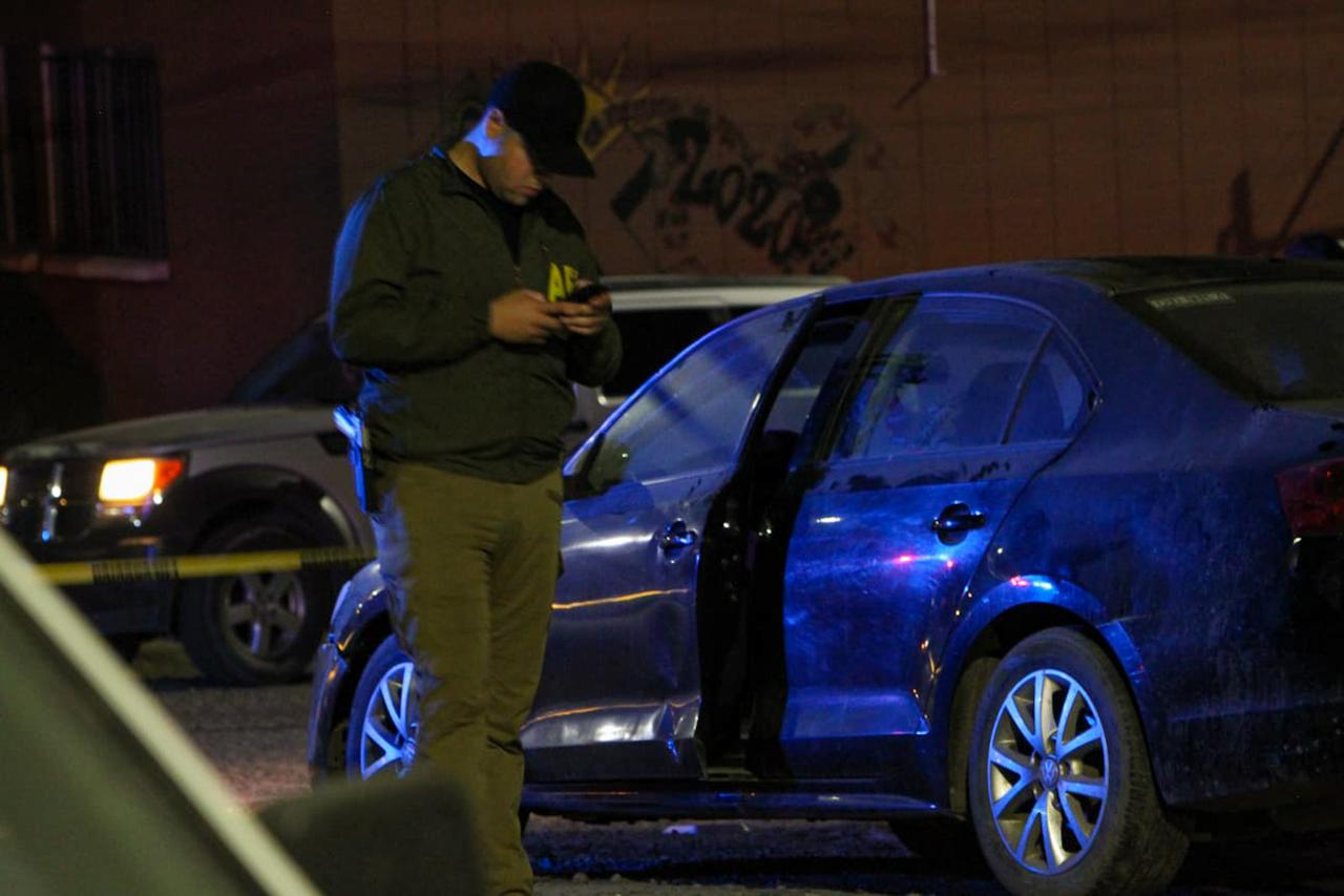 [VIDEO] Balean a hombre dentro de su automóvil: Tijuana