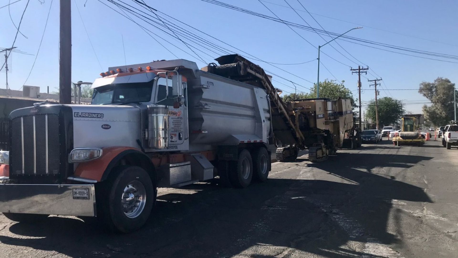 Atiende ayuntamiento rehabilitación de pavimento en colonias antiguas: Mexicali