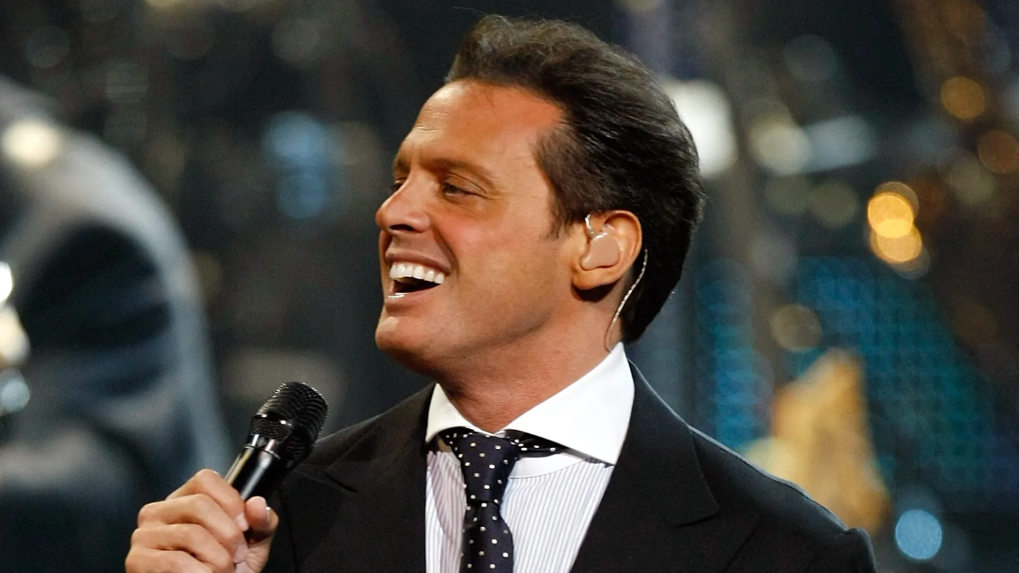 Luis Miguel extiende su gira con 50 fechas adicionales para 2024