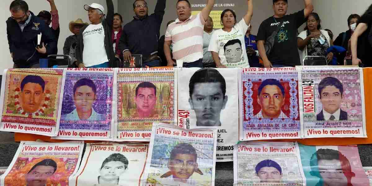 Detienen a tres de los ocho militares liberados en caso Ayotzinapa