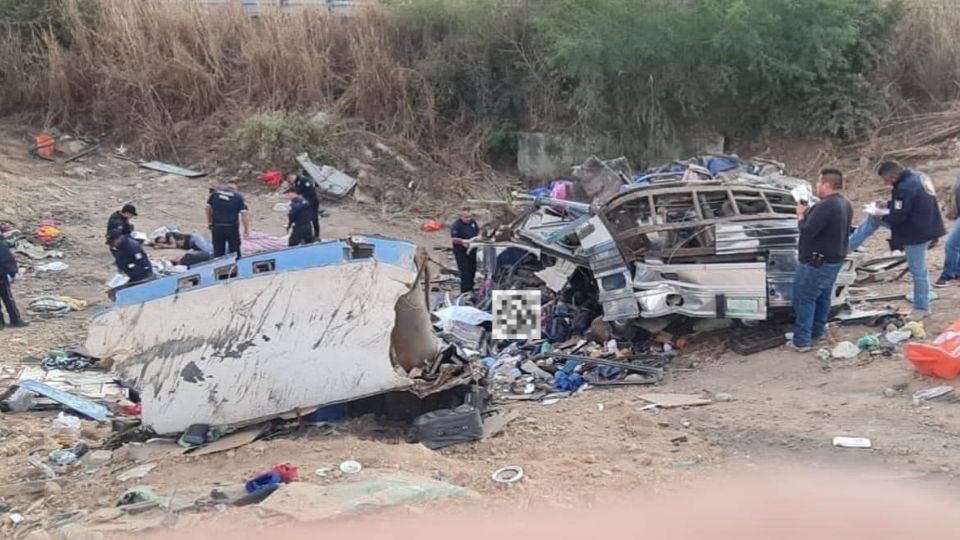 Choque en autopista Jala-Compostela deja 15 muertos: Nayarit