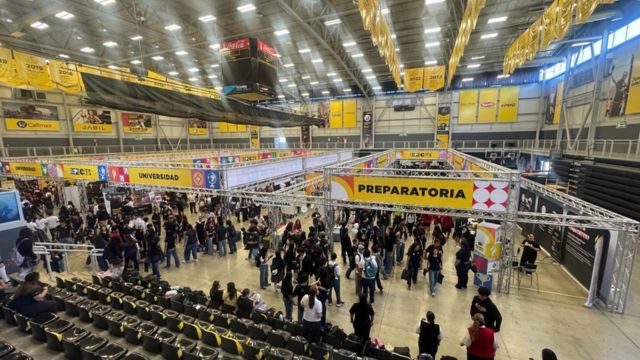 ExpoCETYS 2026 acerca a jóvenes de Tijuana a nuevas opciones de estudio