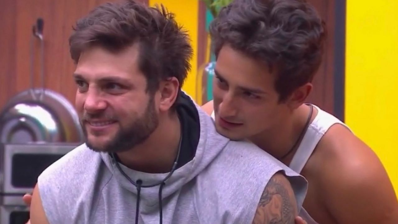 Nicola Porcella a Emilio Osorio: "Papi, tú estás aquí por tu papá”