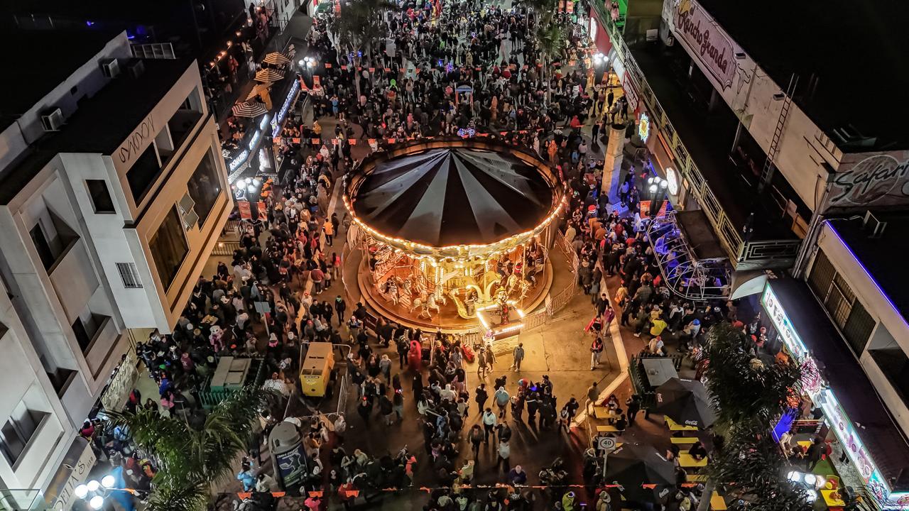 [GALERÍA] Así se vivió la noche de Halloween en la Zona Centro: Tijuana