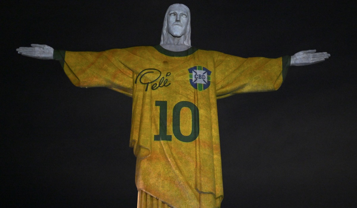 Papa Francisco rindió un homenaje al futbolista Pelé