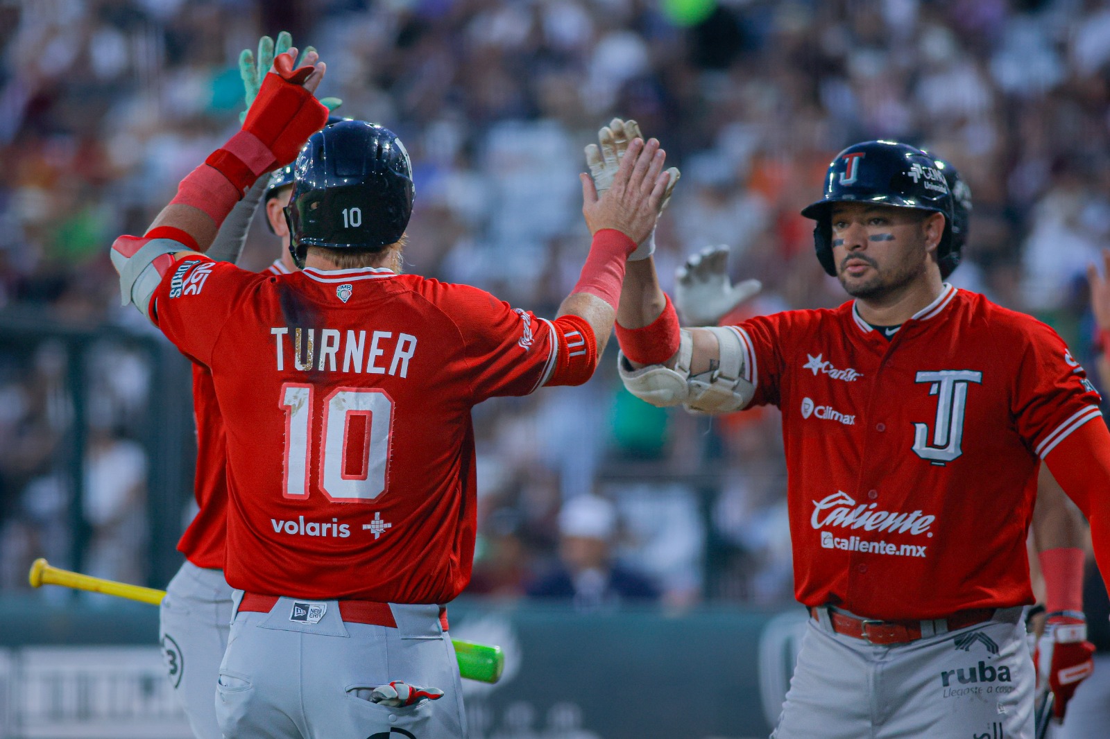 Toros arrolla y avanza: ¡12 carreras en una entrada!
