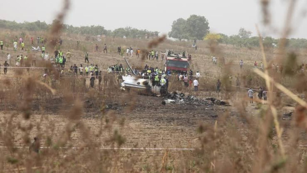 Se estrella un avión militar nigeriano con 32 personas a bordo