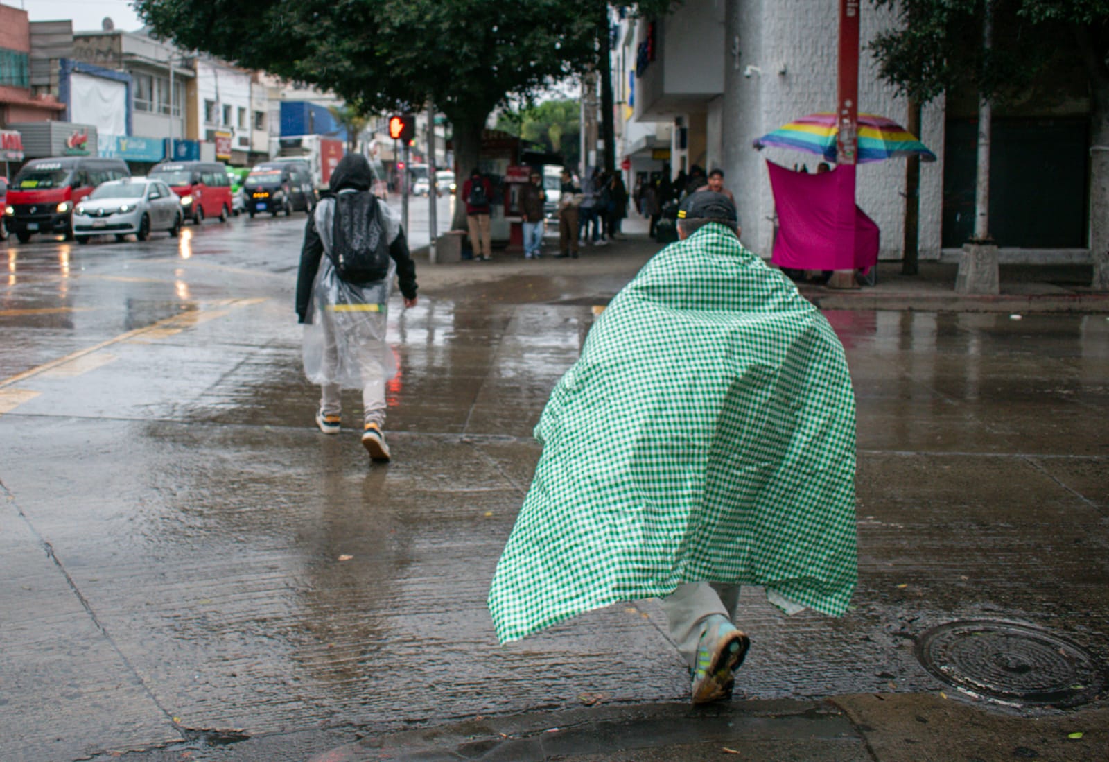 ¡La ropaaaa!: iniciarán lluvias intensas la noche de este martes: Tijuana
