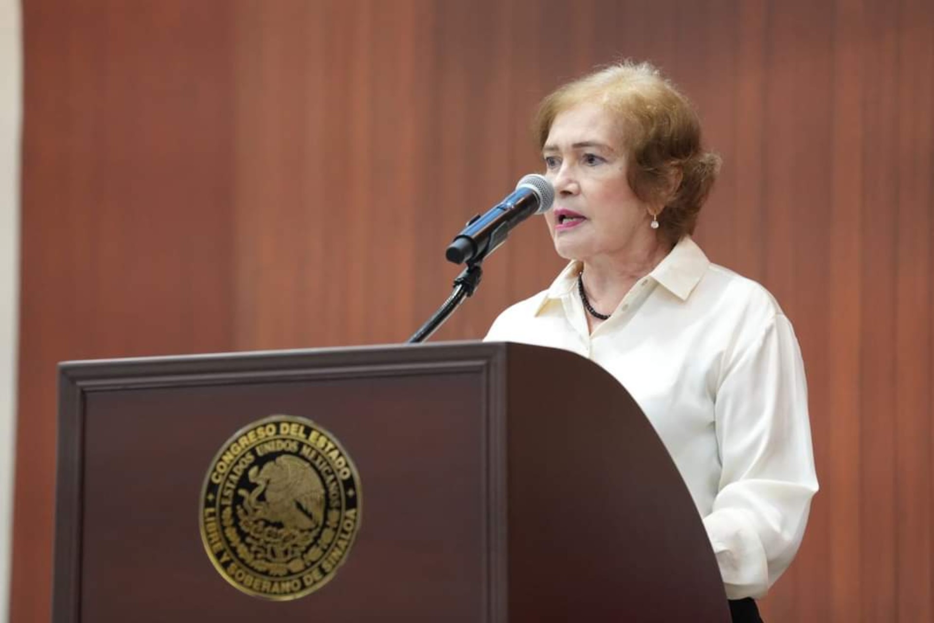 Renuncia Sara Bruna Quiñones como Fiscal de Sinaloa