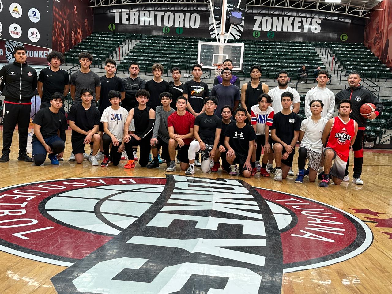 Realiza Zonkeys tryouts de Fuerzas Básicas en el Auditorio Zonkeys