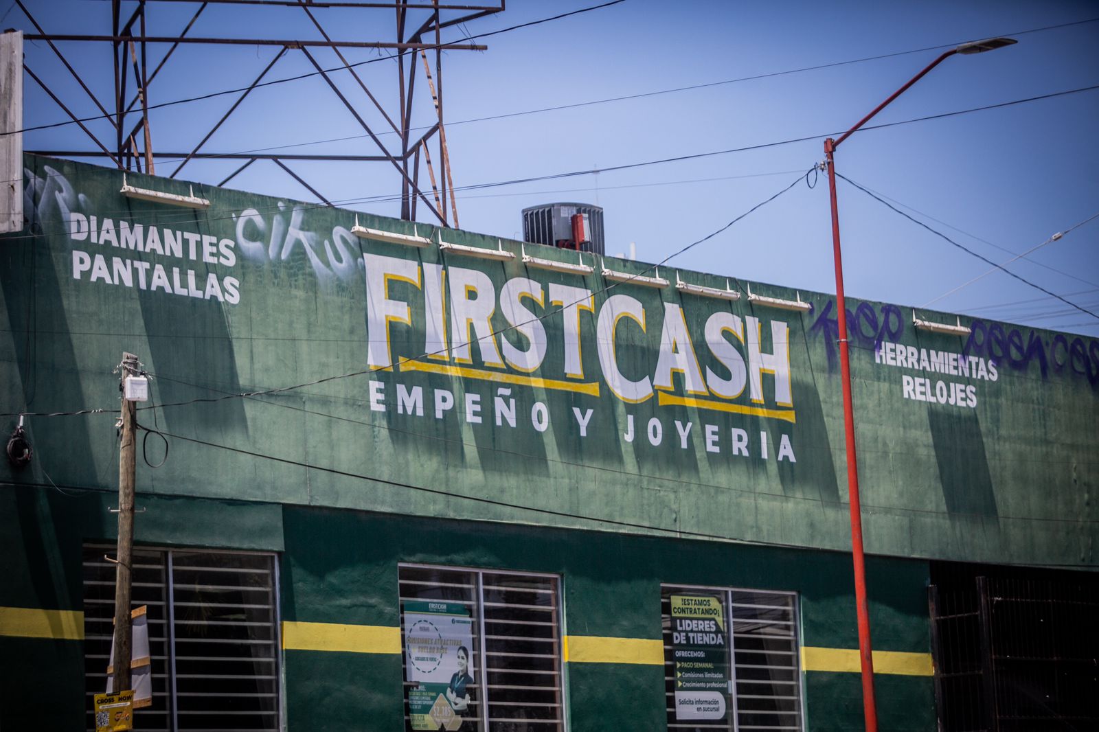 [VIDEO] Detienen autoridades a asaltantes de una casa de empeño: Tijuana