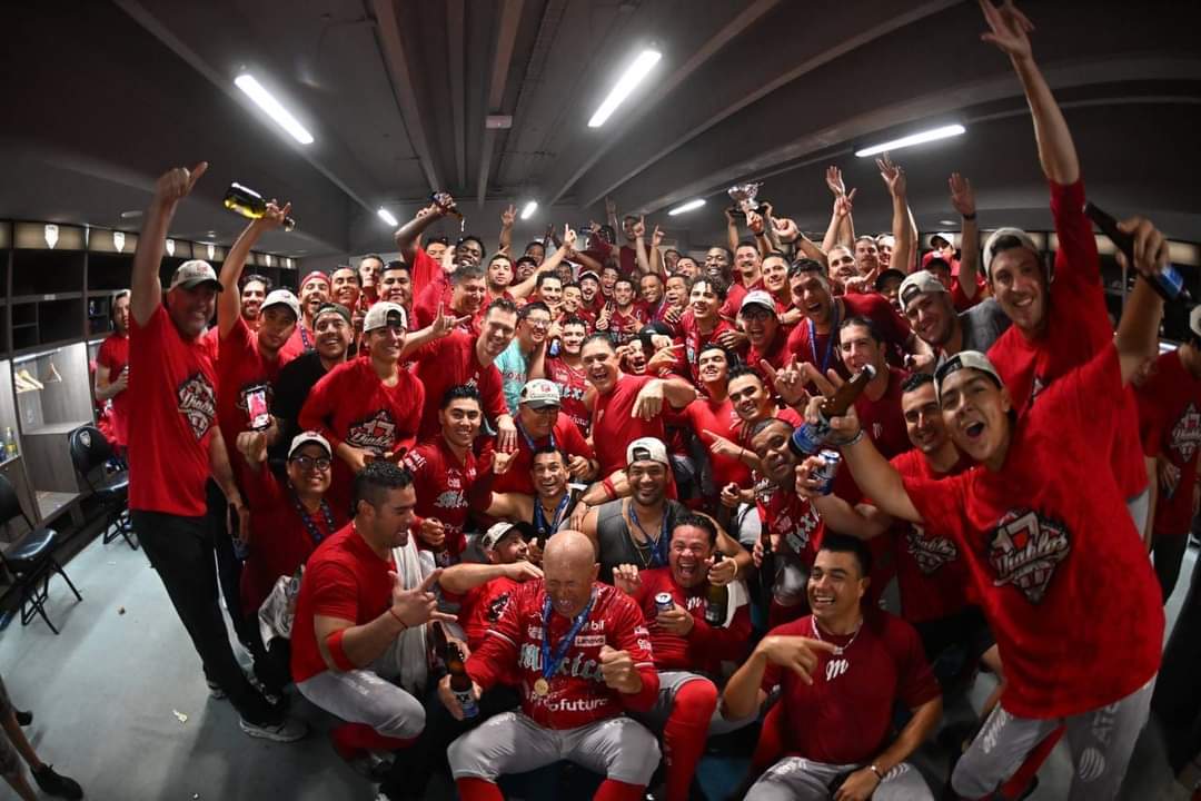 ¡Ya son 17 títulos! Diablos Rojos del México barren a Sultanes en la Serie del Rey