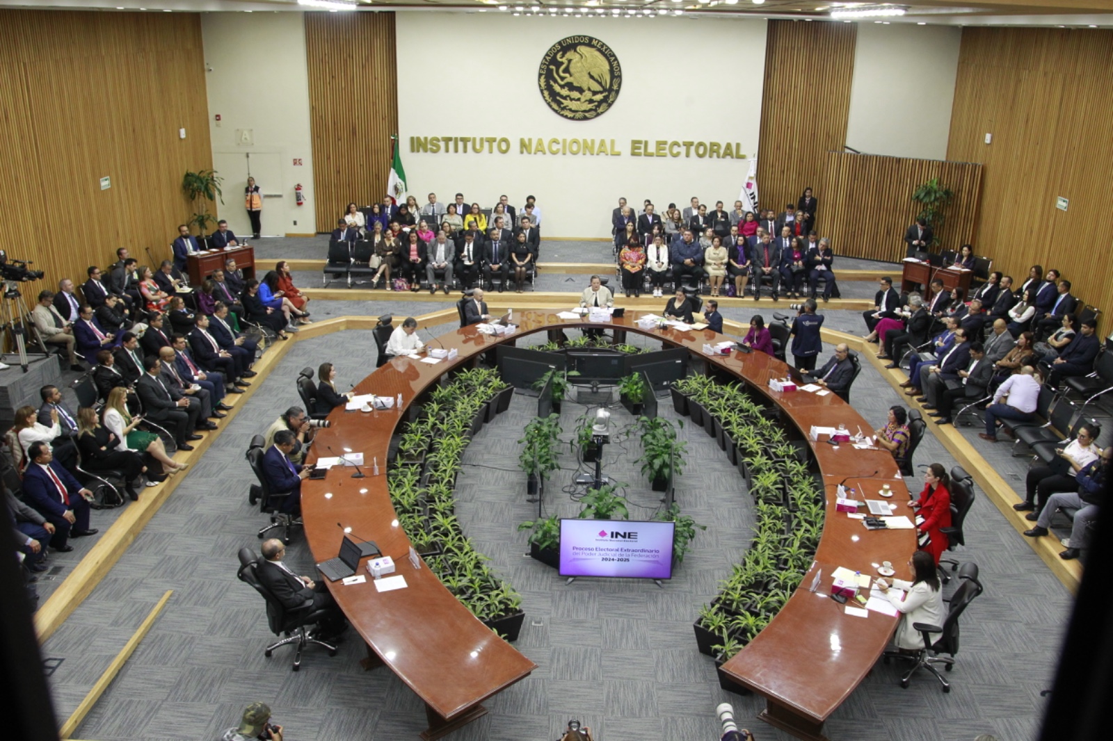 Inicia proceso electoral extraordinario para cargos del Poder Judicial