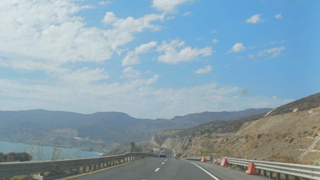 ENSENADA: Cruces, casetas y carretera saturada frenan llegada de turistas