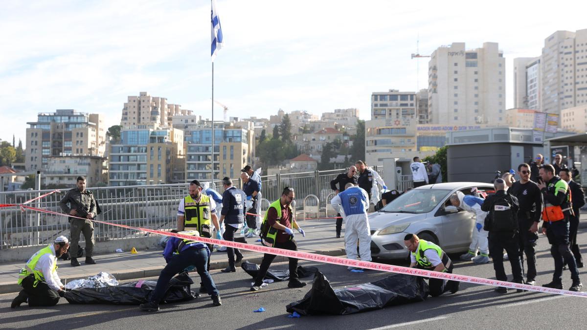 Tiroteo deja tres muertos y siete heridos: Jerusalén