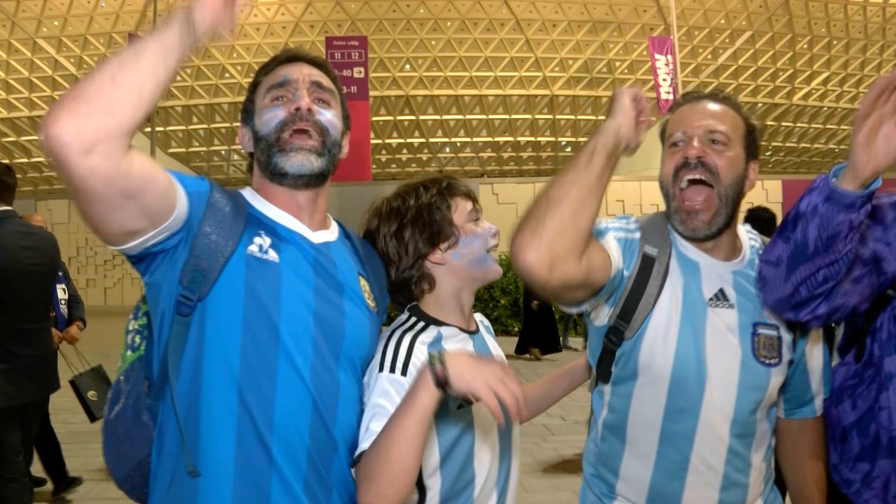[VIDEO] El Color de la Final: Argentina se rinde a Leo Messi