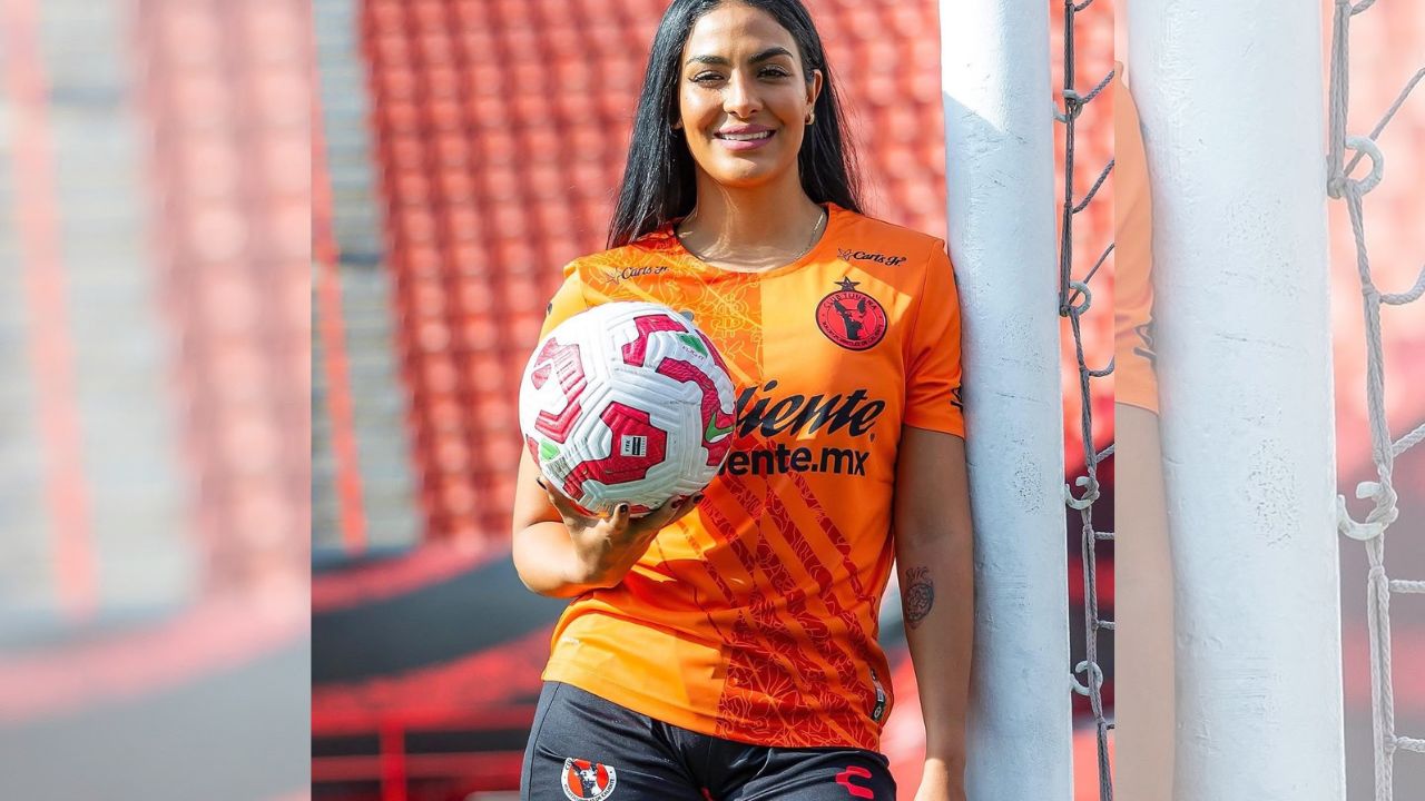 Stefani Jiménez se une a Las Perrisimas para el Clausura 2025