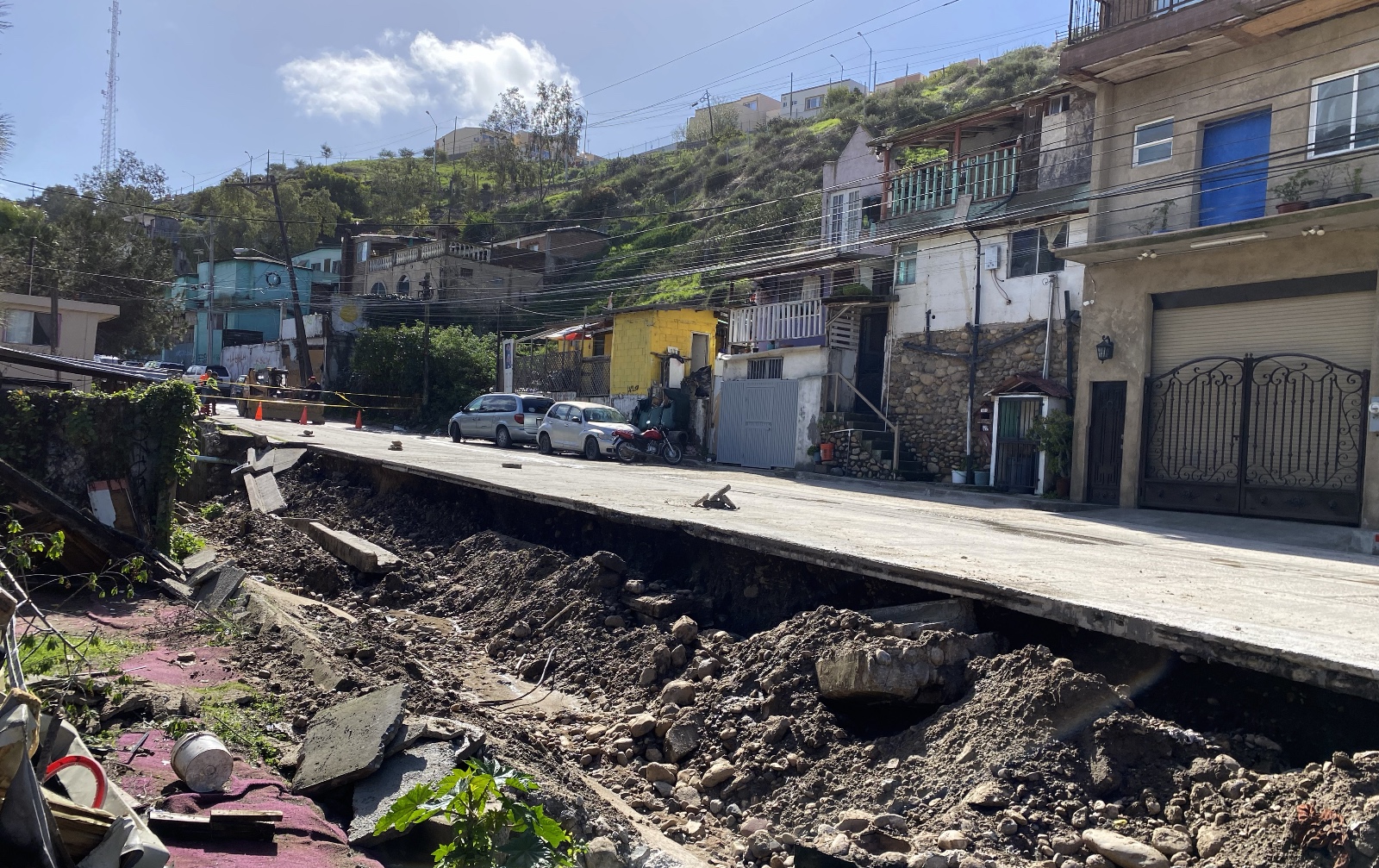 Derrumbe en el Cañón Rubén Amaya y cierre de vialidad debido a las lluvias