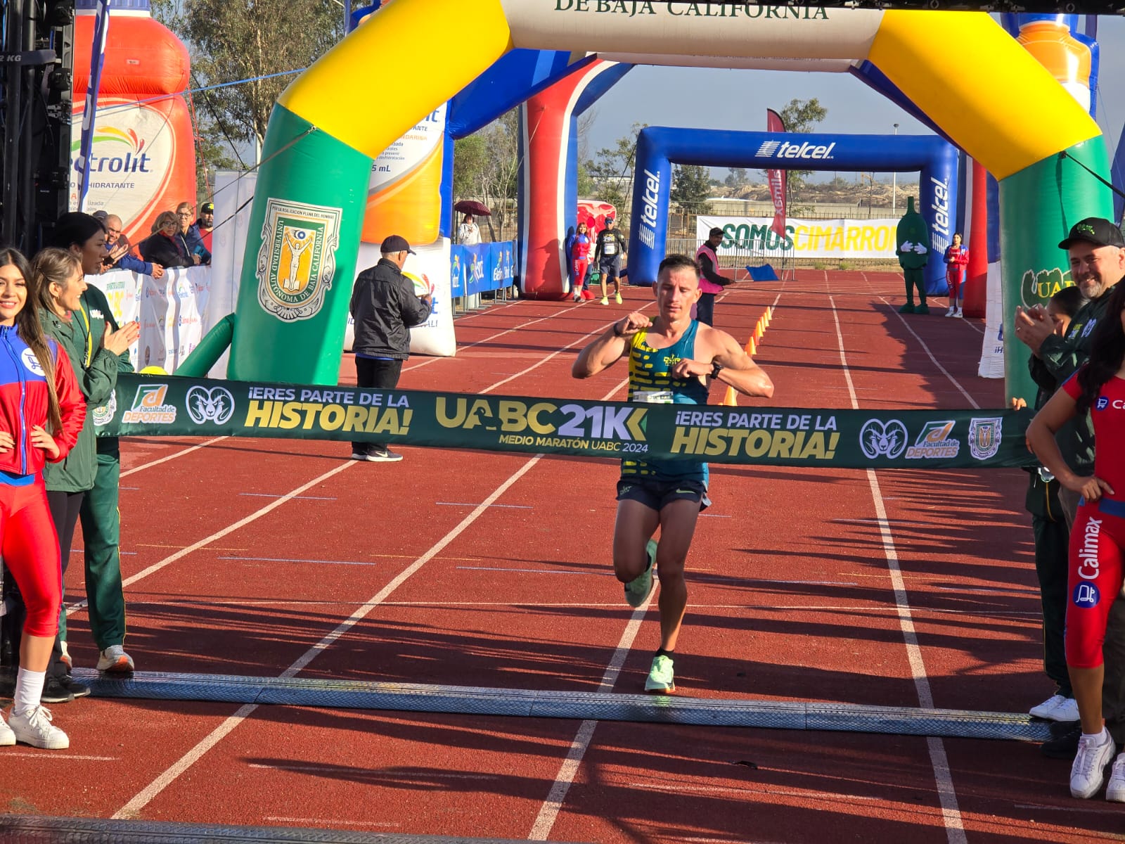 Conquista "Pollito" Medio Maratón de la UABC