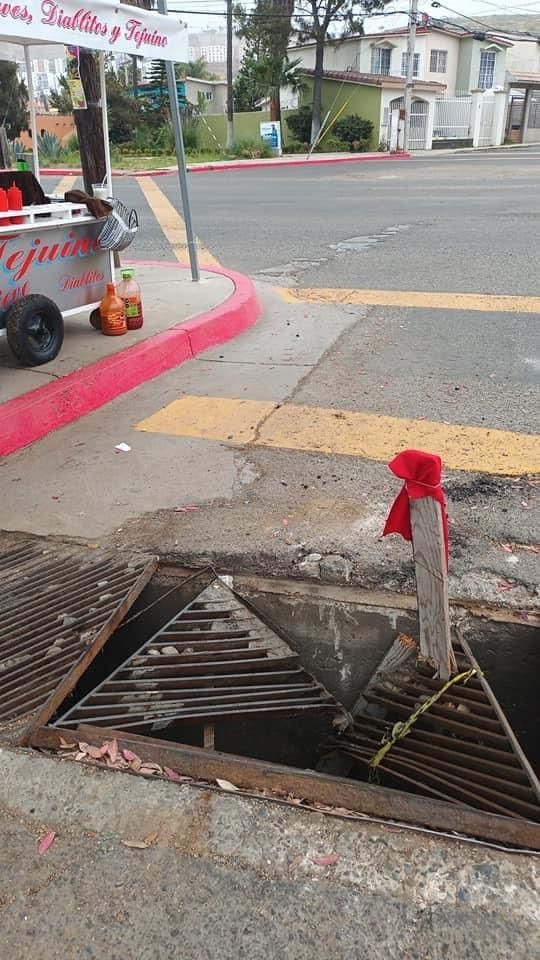 Coladera en Playas sigue abierta, piden atención de la Delegación