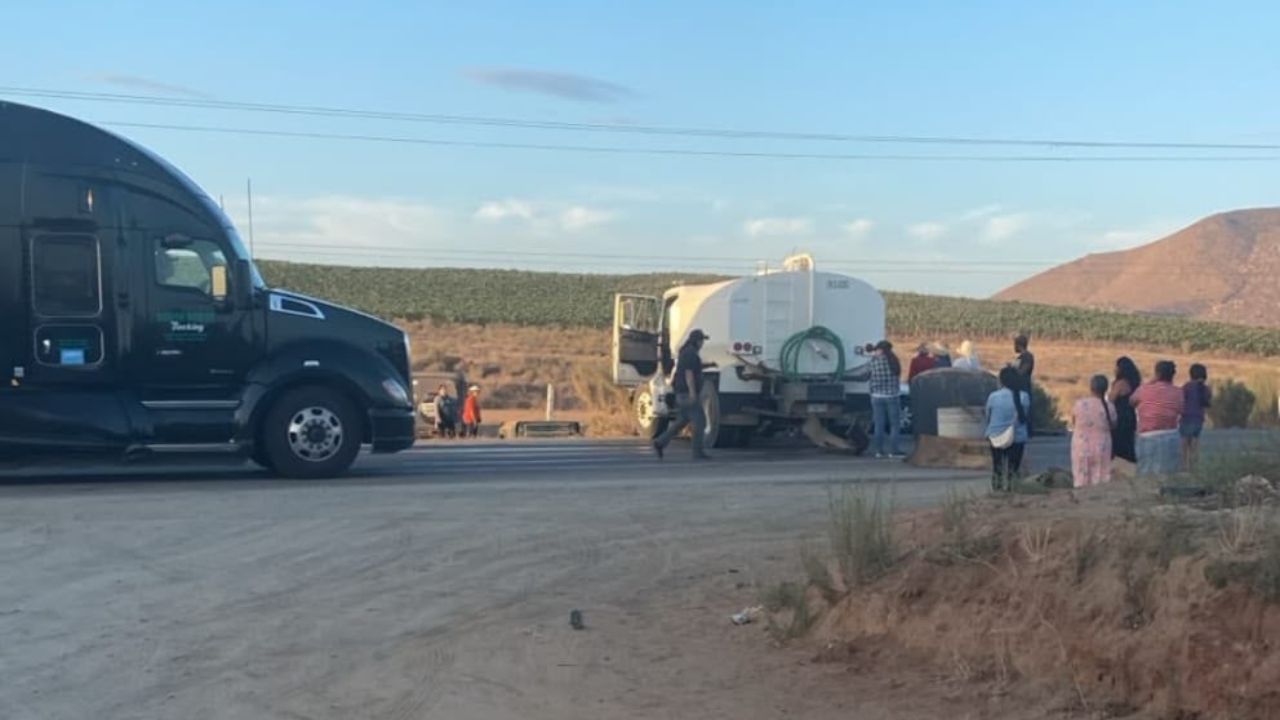 ENSENADA: Liberan en San Vicente el bloqueo de la carretera Transpeninsular