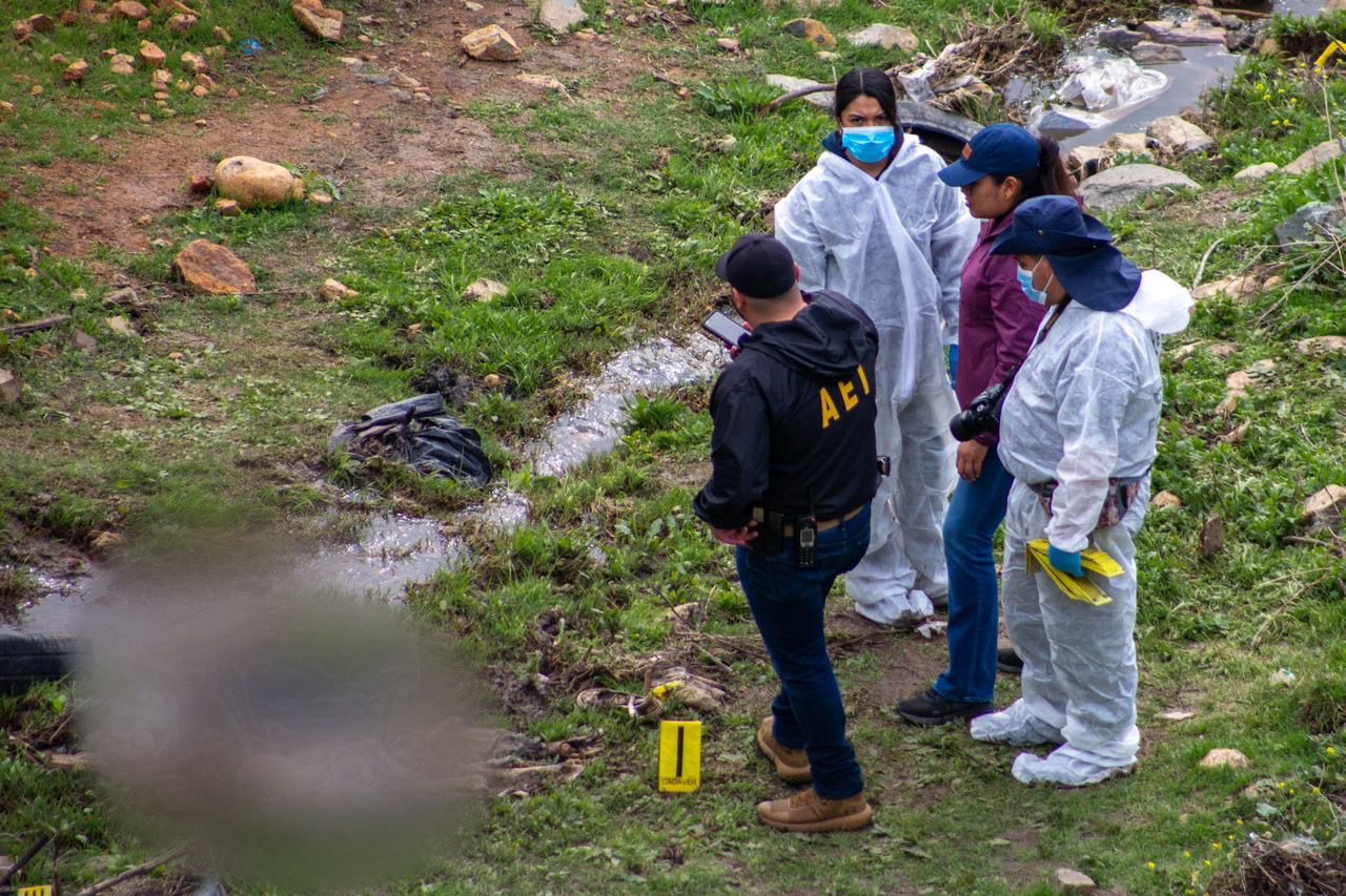 [VIDEO+GALERIA SENSIBLES] Encuentran 5 cuerpos en Col. Torres parte baja