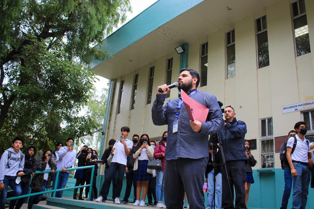 Continúa paro en la preparatoria Lázaro Cárdenas