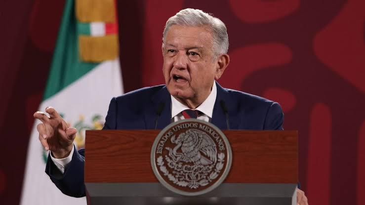 Exhibe nuevamente AMLO carta de Natalie Kitroeff