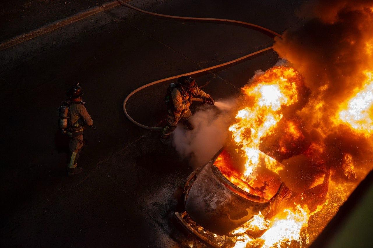 Se incendia vehículo en plena Ready Lane de Tijuana