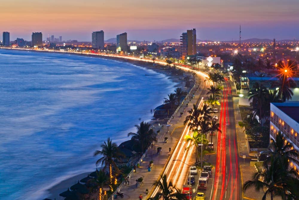 Recomienda Fiscalía evitar antros y permanecer en el hotel durante viajes a Mazatlán