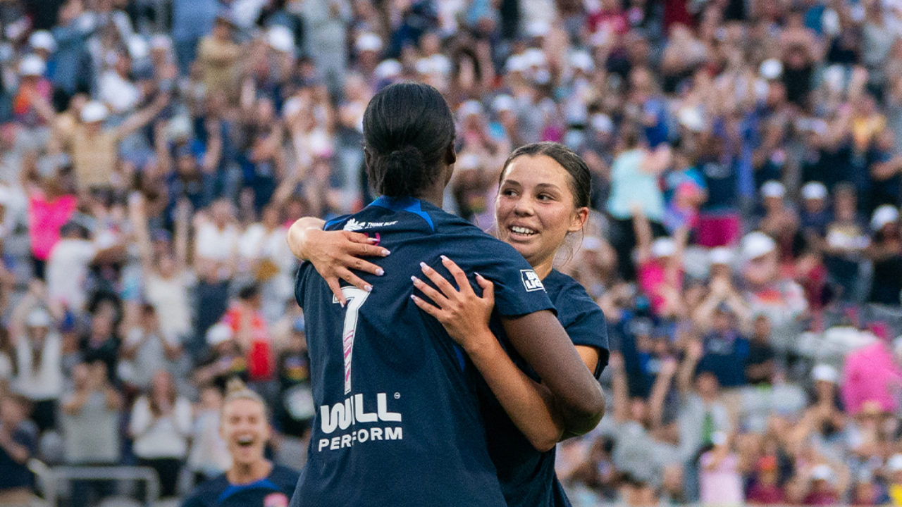 Estados Unidos llama a la Selección a futbolista mexicoamericana de 15 años