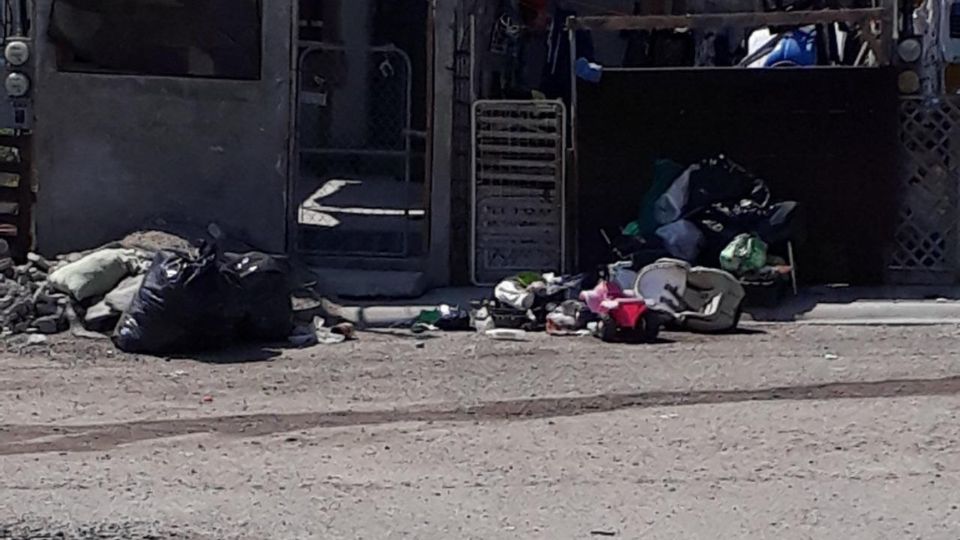 No ha pasado el camión de la basura desde hace 8 semanas, en Villas del Álamo. I FOTO: Cortesía