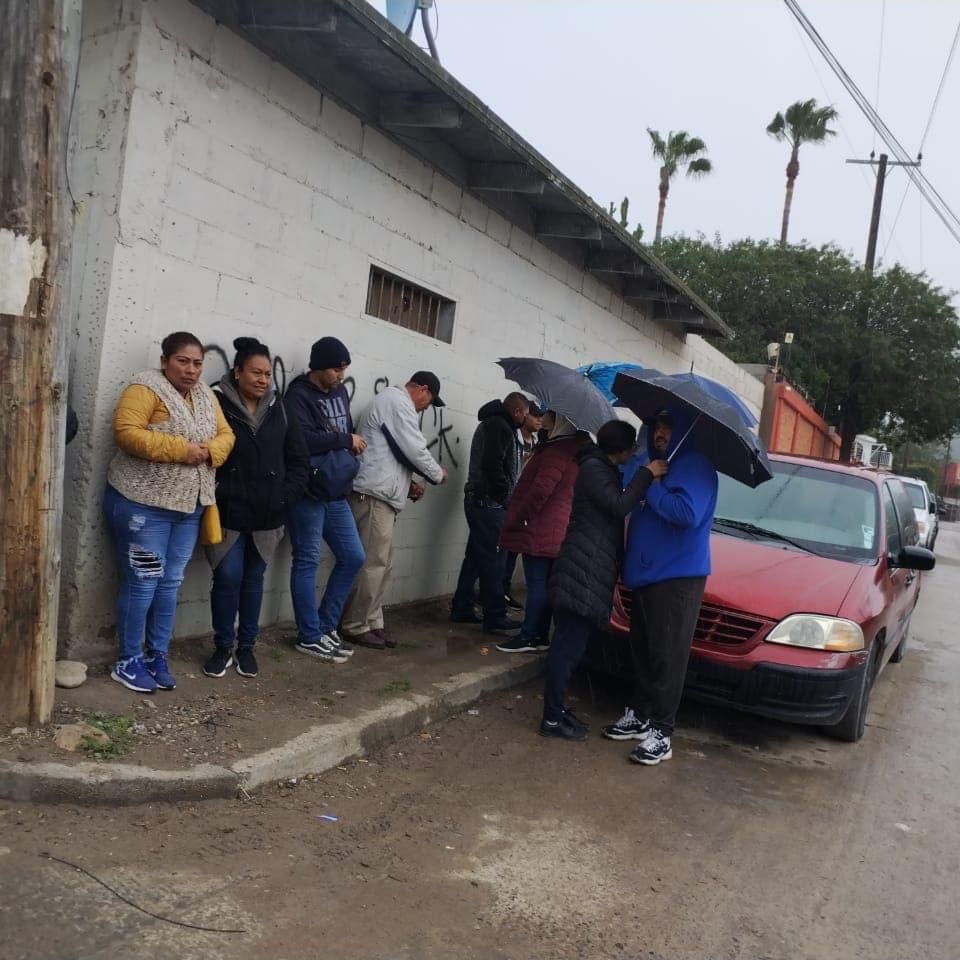 Por lluvias casas a punto de colapsar en el Aguaje de la Tuna