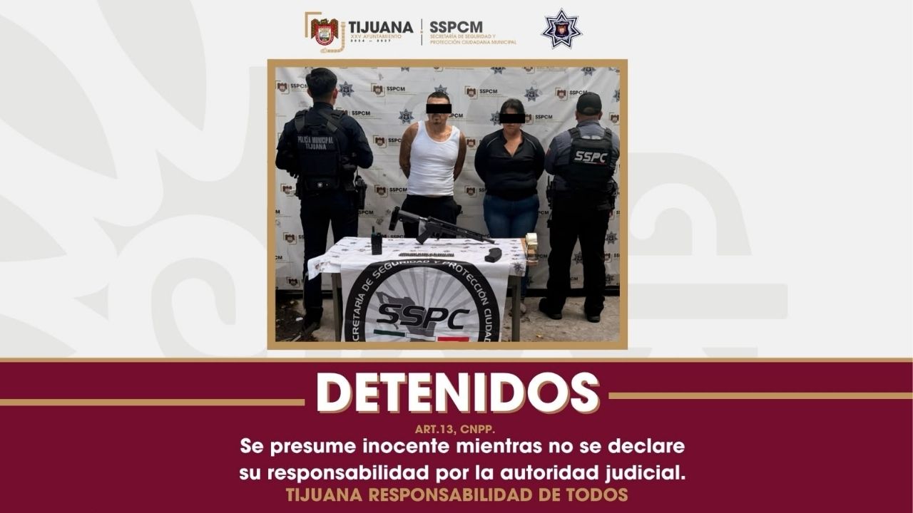 Detienen a dos con un fusil durante recorrido policial en Tijuana