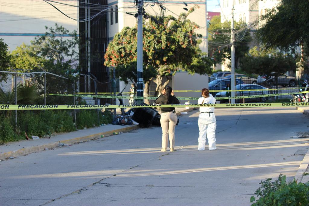 [FOTOS Y VIDEO] Hombre es Asesinado por Disparo en la Cabeza