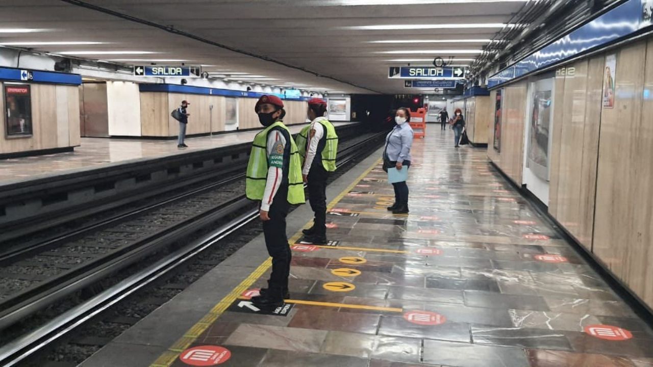 Un tornillo flojo y otro degollado: Causas de avería en Línea 7 del Metro