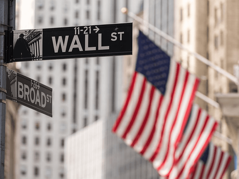 Pánico en Wall Street tras informe de empleo decepcionante