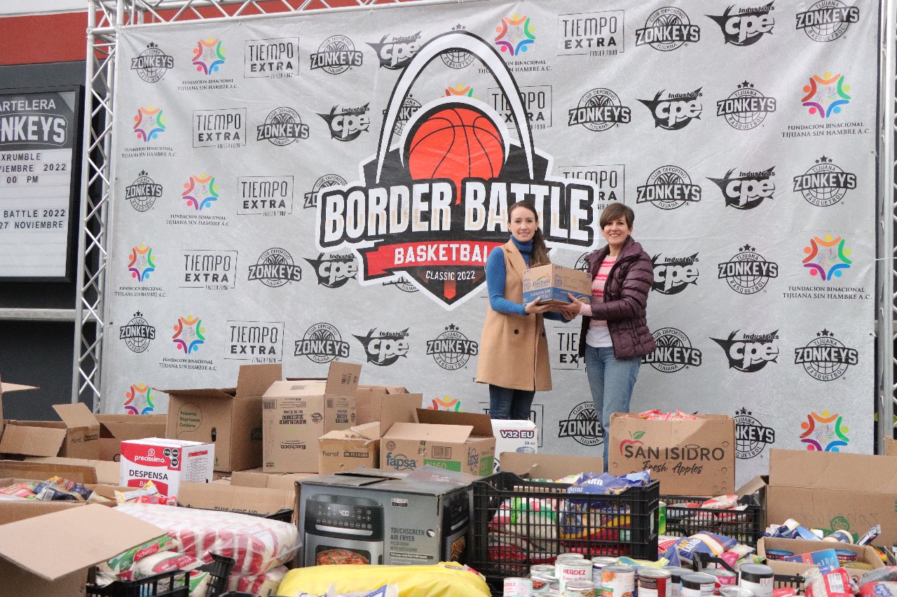 Productor del Torneo “Border Battle”; Zonkeys entrega 1.6 toneladas de alimentos