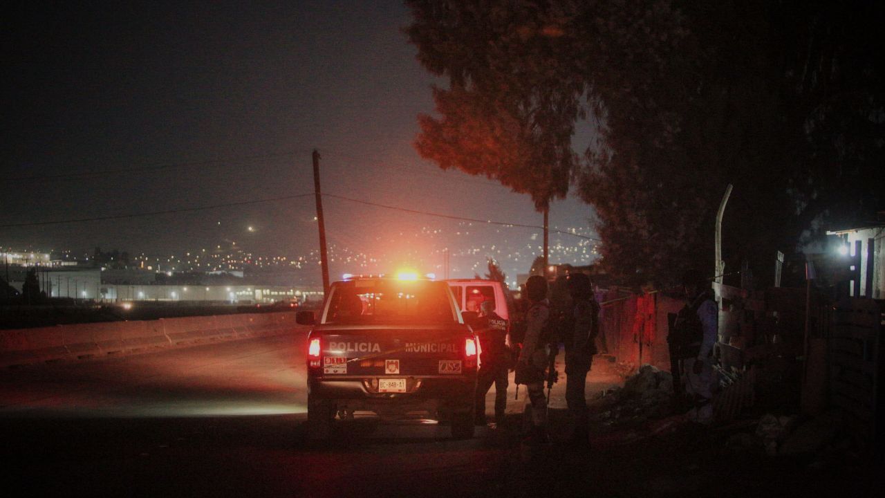 [VIDEO] Encuentran encobijado en distrito Cerro Colorado