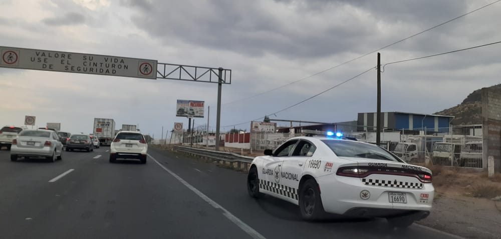 Al bajar de la unidad tras el percance se soltó llorando, comentó que su hija lo iba a acompañar, pero al final, el destino no quiso que la menor viajara con él. De haber viajado en el tráiler con su padre, la hija seguramente habría fallecido, pues el go