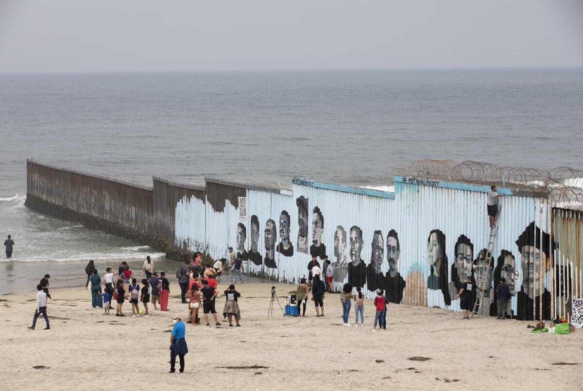 Demócratas piden emergencia por aguas negras en la frontera