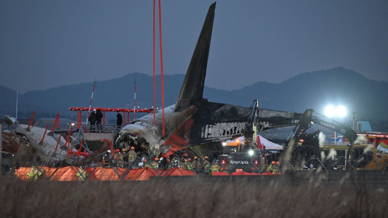 Registran 179 muertos en el accidente del vuelo 7C2216 de Jeju Air en Corea del Sur