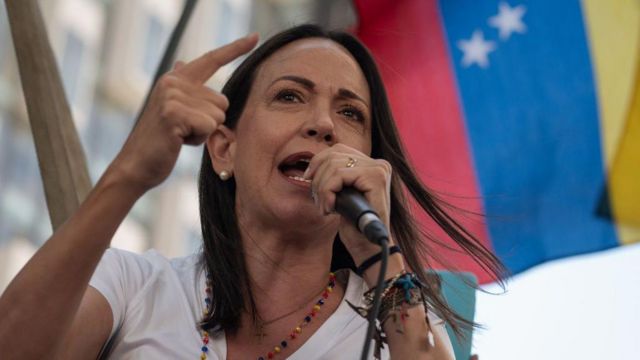 María Corina Machado desafía inhabilitación y continúa candidatura presidencial:  Venezuela