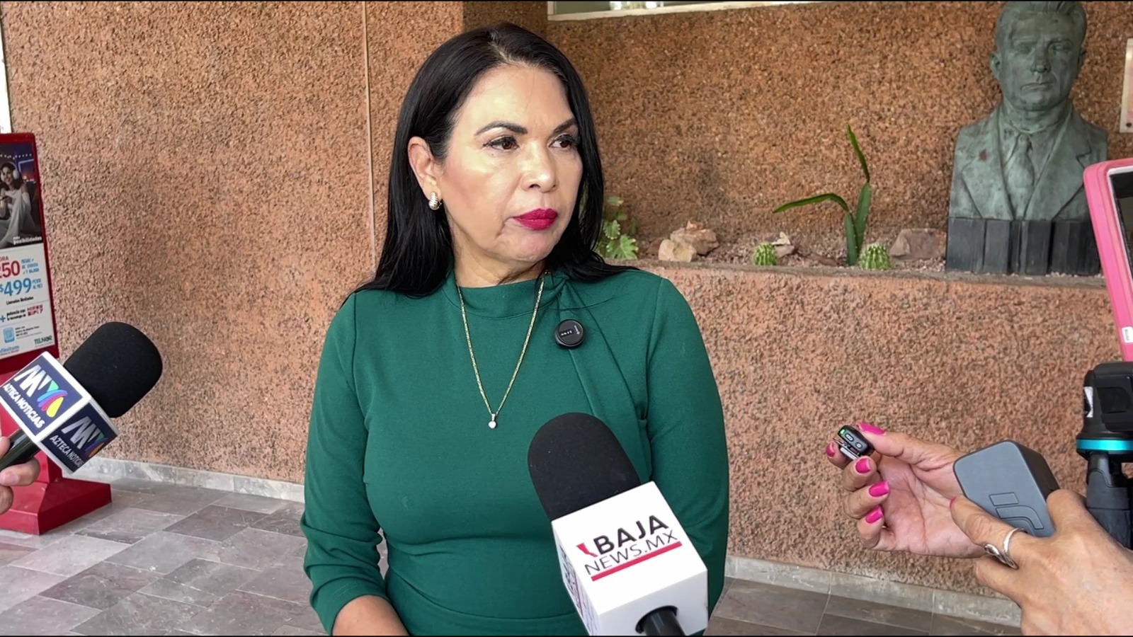 Corral Quintero cuestiona salida de Medina Amarillas y señala pendientes en hospitales de BC