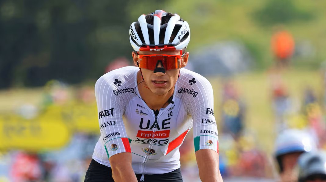 Isaac del Toro resiste la montaña y mantiene firme su lugar en el podio del Tour de Francia 2026