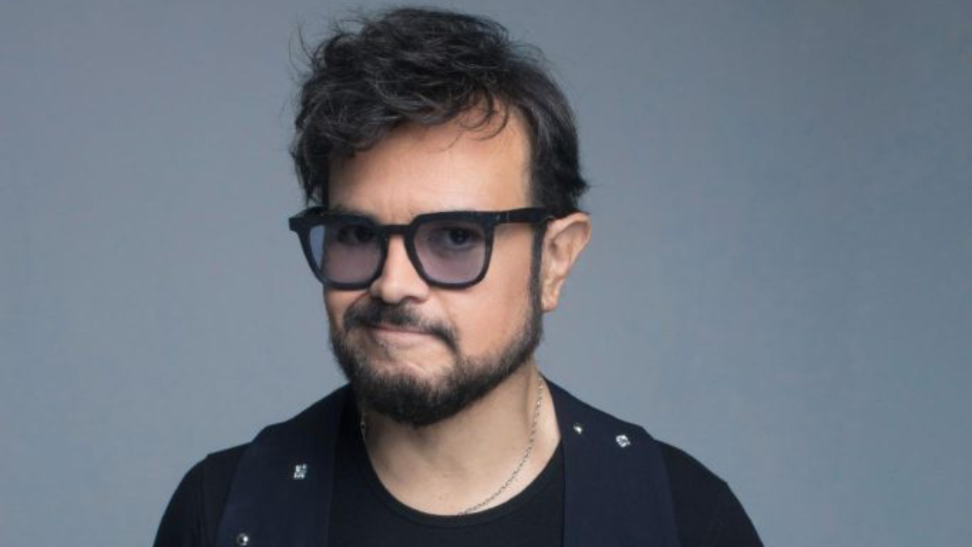 Aleks Syntek propone someterse a un detector de mentiras y arremete contra Pati Chapoy