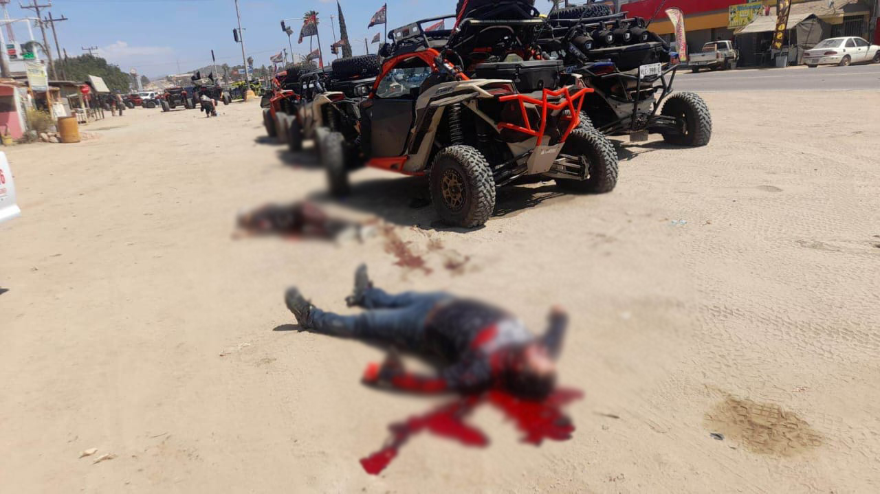 [IMAGENES FUERTES] Masacre en Ensenada: Iban por El Trebol, matan a delegado municipal y suman 11 muertos