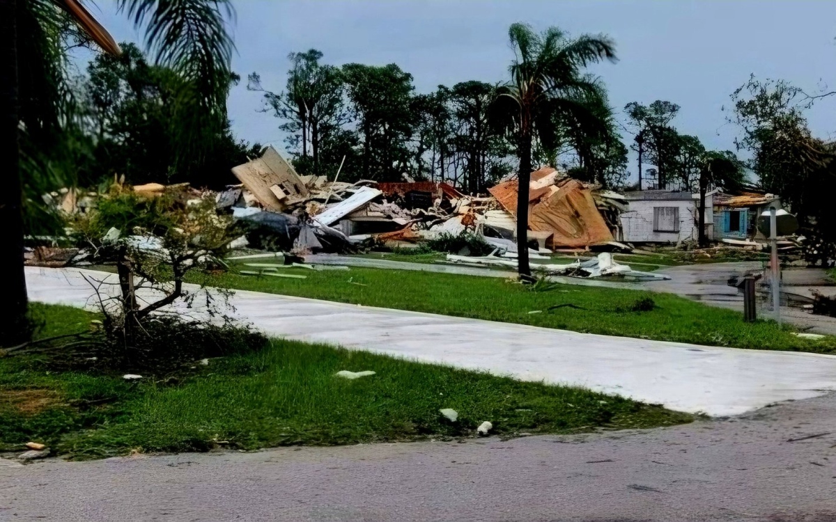 Múltiples muertos tras tornado en casa de retiro de Florida